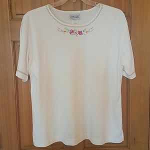 Off-white Jantzen women's top size XL with embroidered floral designs